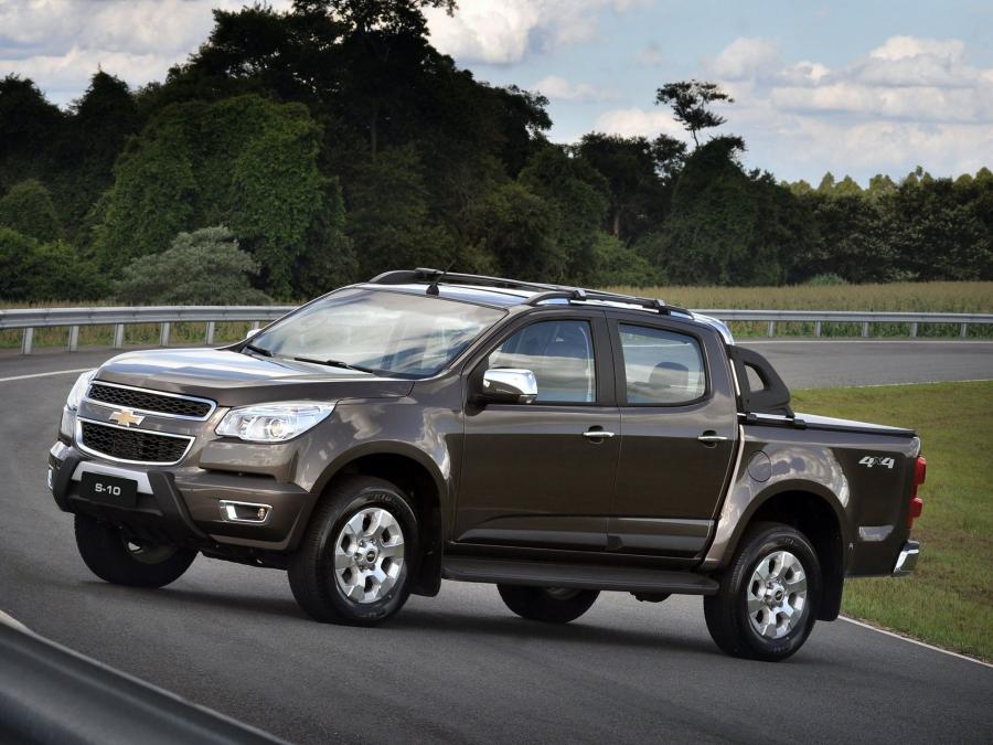  Chevrolet S-10 Double Cab 2012 года  (BR) (фото 3 из 12)